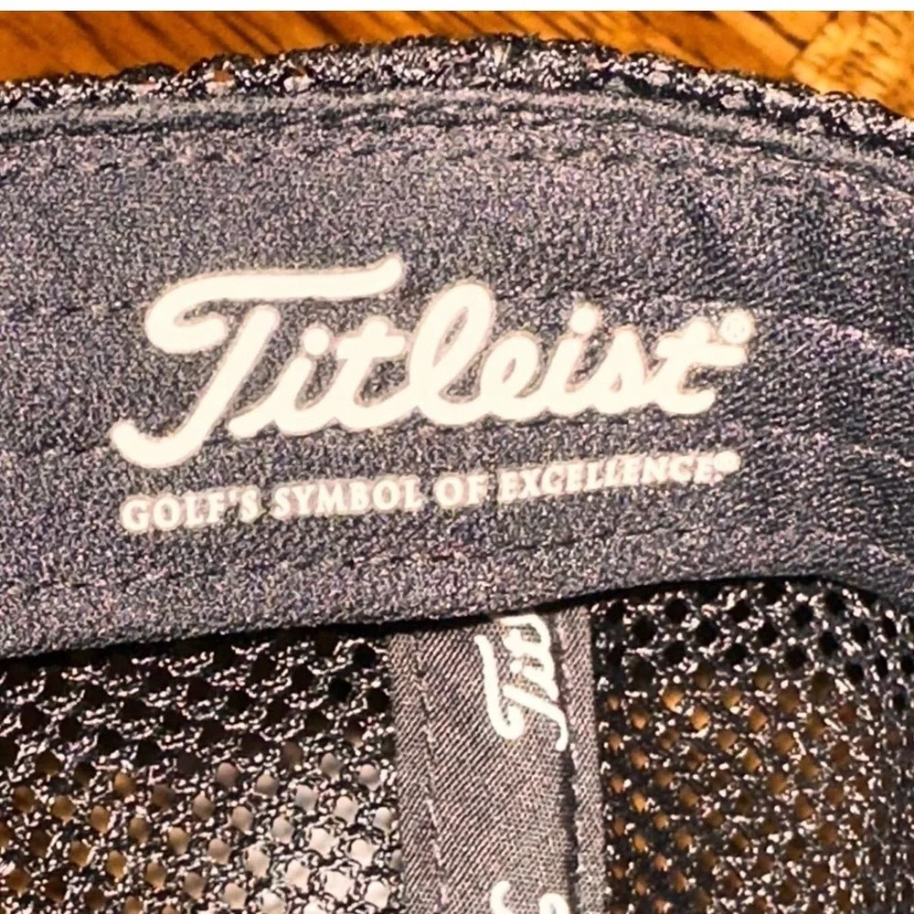 Titleist FJ Mens‎ Fit Hat Black Pro V1 Men Black Half Mesh Cap Golf